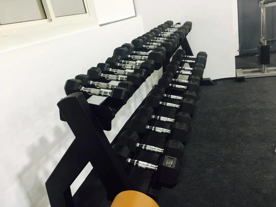 Strength training at XTREAM FITNESS STUDIO