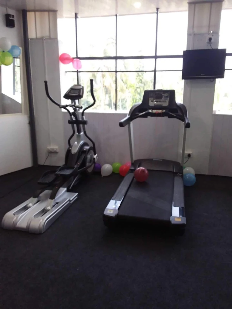 Cable machines at Xtreme Fitness Studio